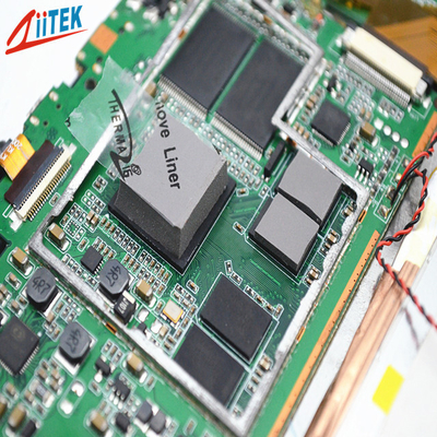 熱絶縁パッド 7.5W/mk 高伝導性シリコン熱パッド 熱シンク電子機器用