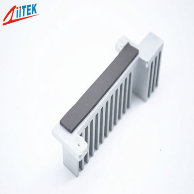 熱パッド 0.5mm 1mm 1.5mm 2mm 高効率熱伝導性 5.0 W/MK