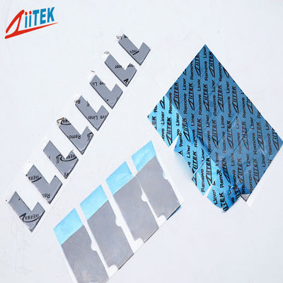 Gpu のラップトップの熱シリコーン パッド 2.5g/cm3 高温抵抗のための比重熱絶縁されたギャップ パッド