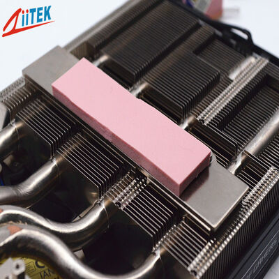 LED照明熱アプリケーション用の自己粘着性のカスタマイズ可能な1.5W/Mk高温シリコーン柔軟なサーマルパッド