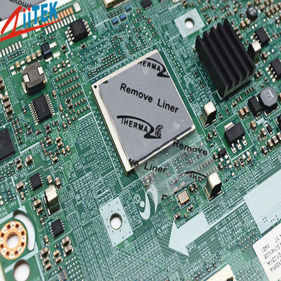 プロセッサおよび半導体用の低熱インピーダンス 9.6W/mK 熱伝導性相変化材料