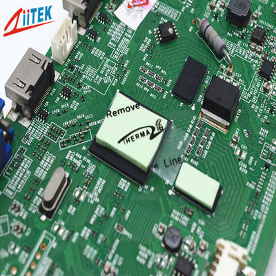 RDRAMの記憶モジュールのための普及した製造された1.5W/MK CPUの熱パッドの顕著な熱性能