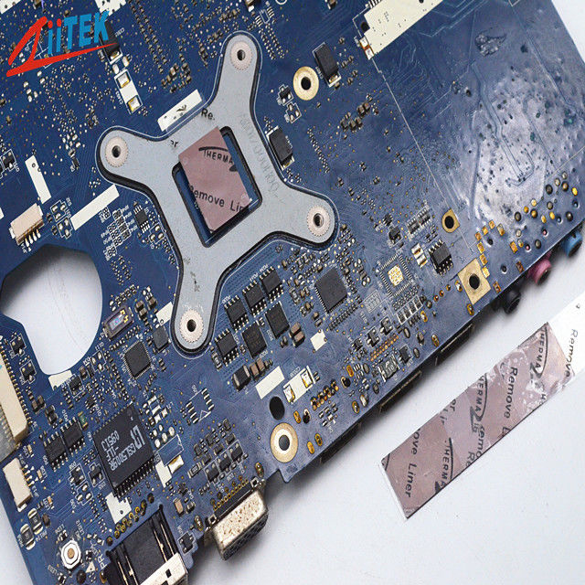 ガーネット テレコミュニケーション ハードウェア自然に粘着性の6.2 Wケイ素の熱パッド0.25-5.08mmの厚さ